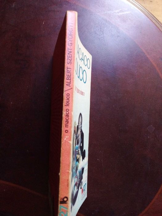 Livro com o titulo «O Macaco Louco» de Albert Szent-Gyorgyi»