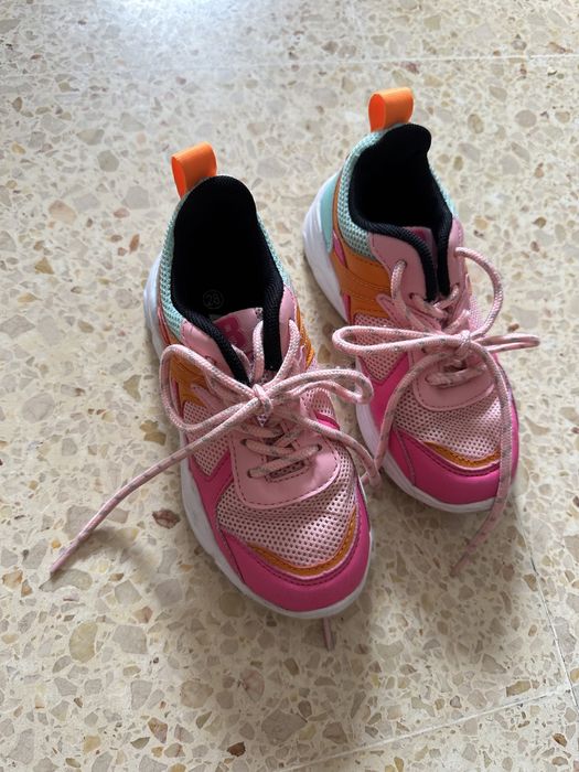 Кросівки спортивні BOJO