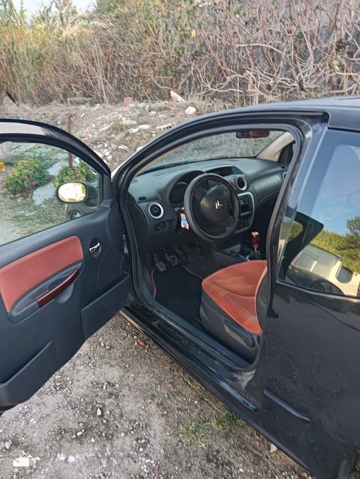 Vendo Citroen c2  de 2006 foto 4