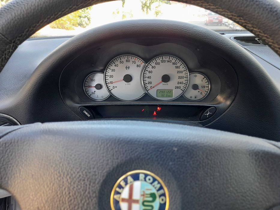 Альфа Ромео 166 Alfa Romeo