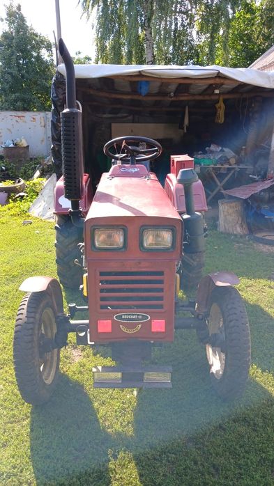 Трактор сінтай 180.