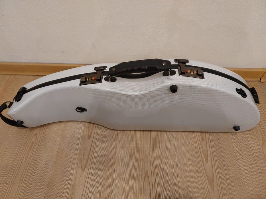 Футляр, кейс, кофр для скрипки