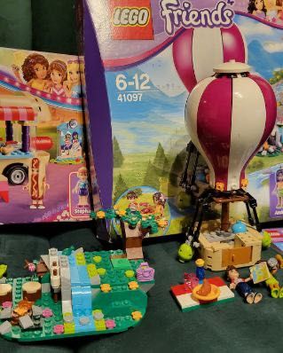 Zestawy Lego Friends 41129 oraz 41097