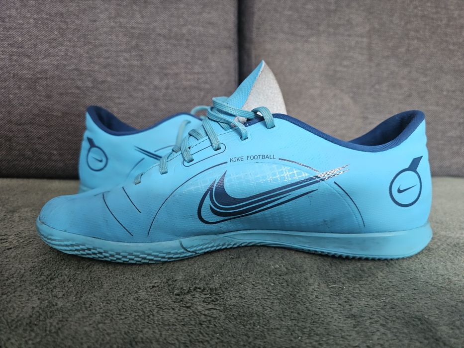 Halówki Nike speed control