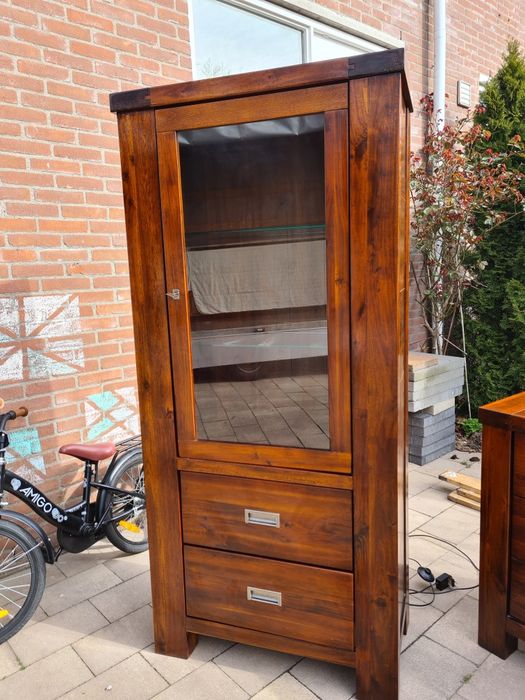 Wąska drewniana witryna w kolonialnym stylu 174x78x39