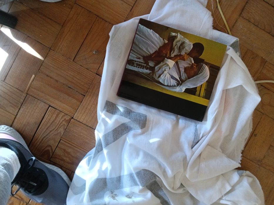 Livro Madre Teresa de Calcutá - de Kathryn Spink