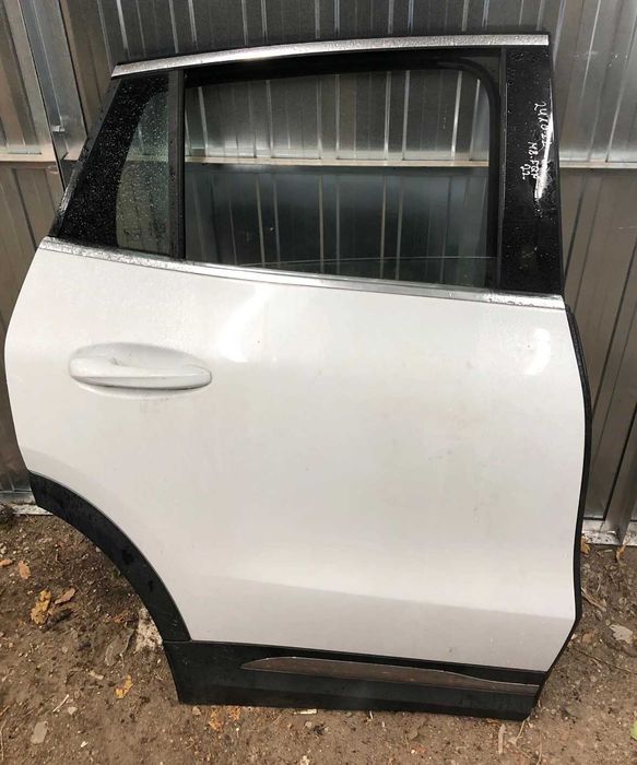 Двері дверь дверка Mercedes EQA GLA 247 H247 W247