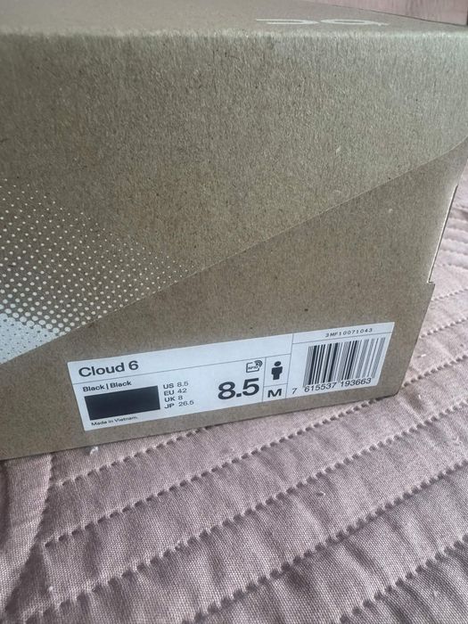 On Cloud 6 | Black