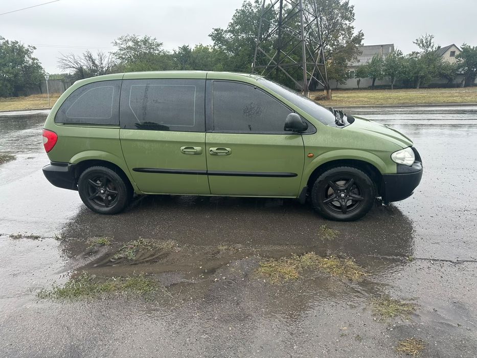 автомобіл Dodge Ram Van
