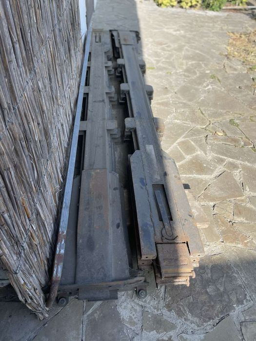 Боковые стойки полуприцепа Kogel (Кёгель)