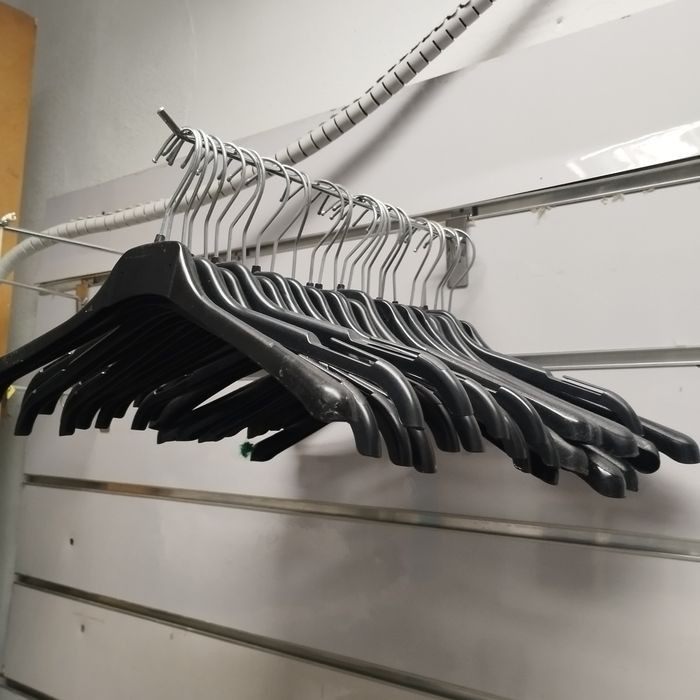 Cabides de plástico