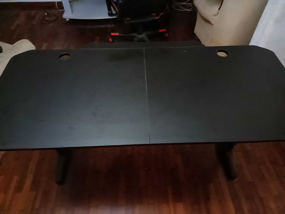 Mesa gamer impecavel