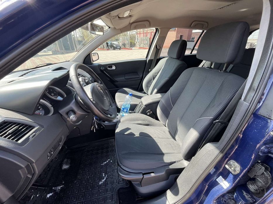 Renault megane 1,6 автомат