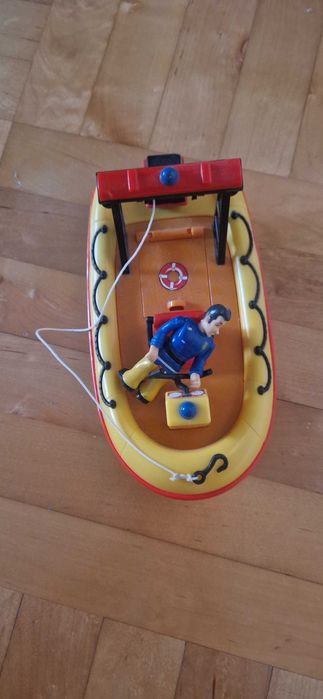 Łódka strażacka Sama