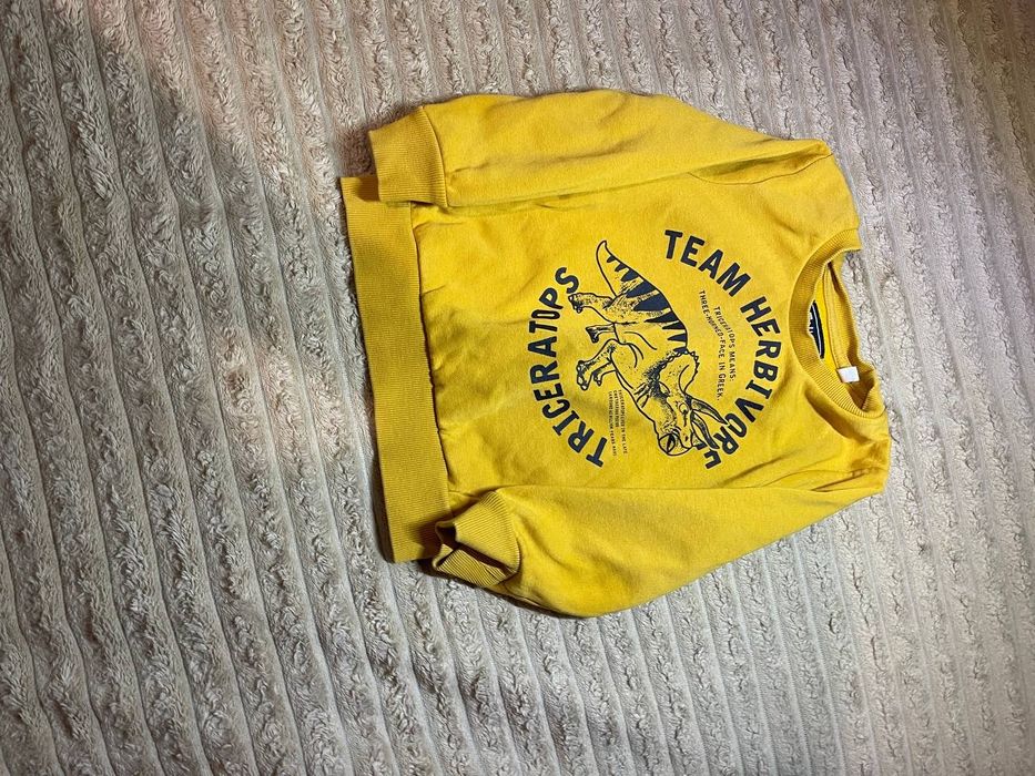 Гарна кофтинка на хлопчика