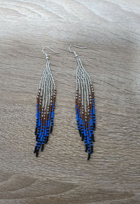 Kolczyki wiszące z koralików