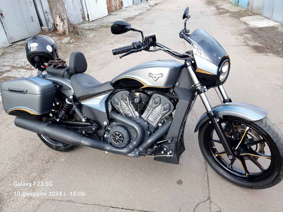 Мото viktori oktana супер мот