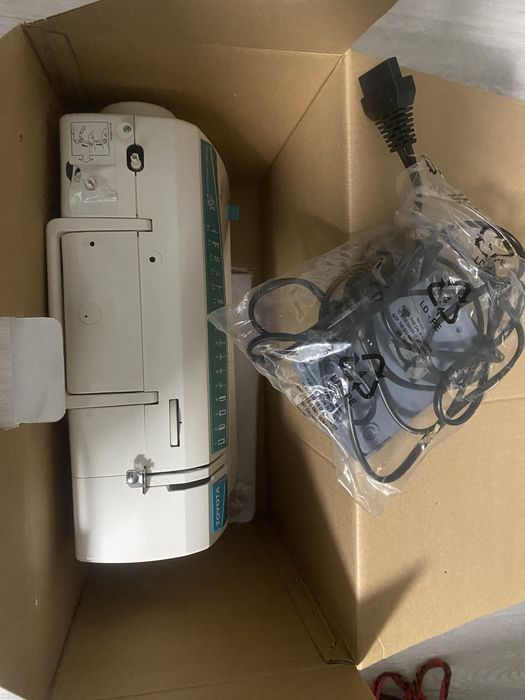 Швейна машина Toyota ES016 (Японія)