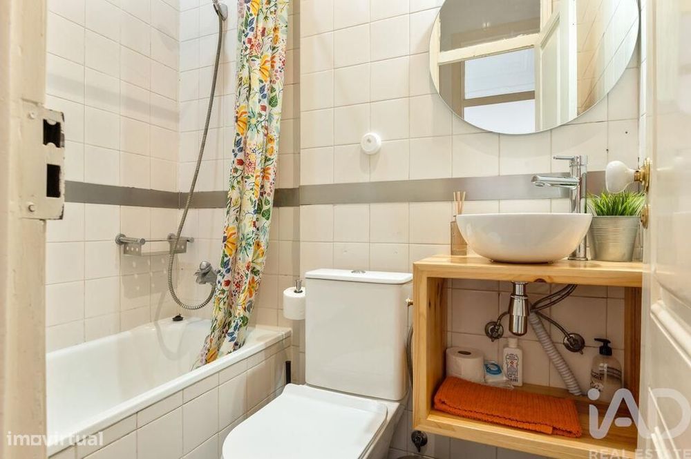 Apartamento T2 em Alcântara de 59 m2