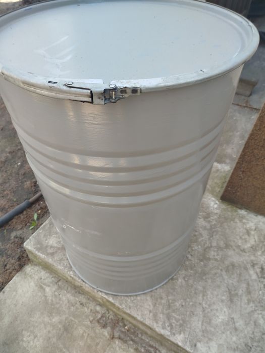 Железные 200л бочки