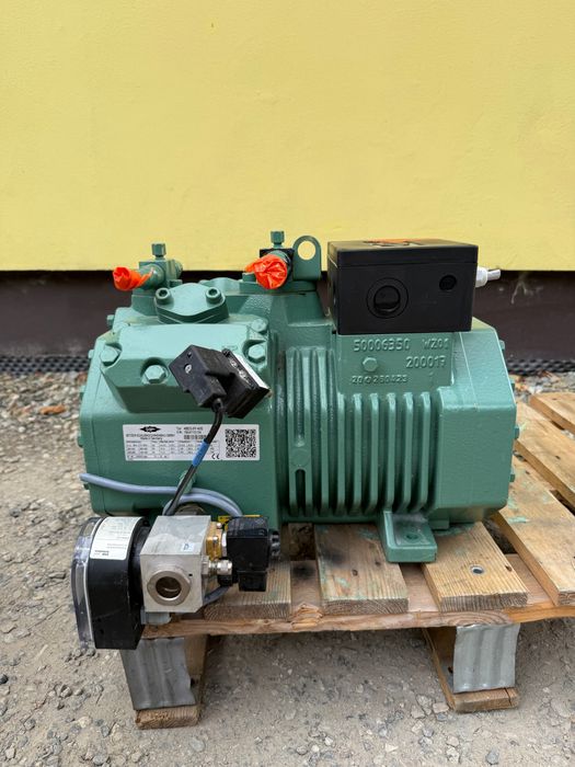 Sprężarka półhermetyczna Bitzer 24,7kW(-5/+40C) 4BES-9Y-40S ECOLINE