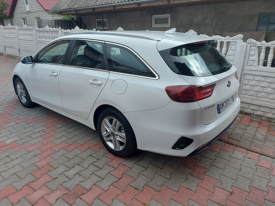 Кia Ceed 2021 рік 1.6 Дизель + Гібрид ( MHEV )