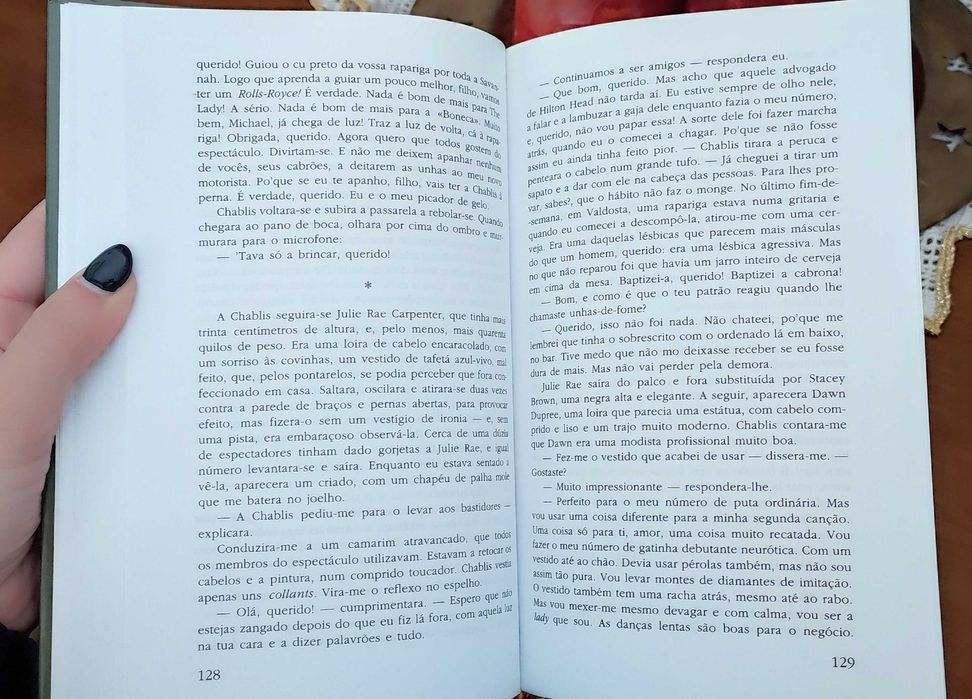 Livro "Meia-noite no jardim do bem e do mal" | John Berendt