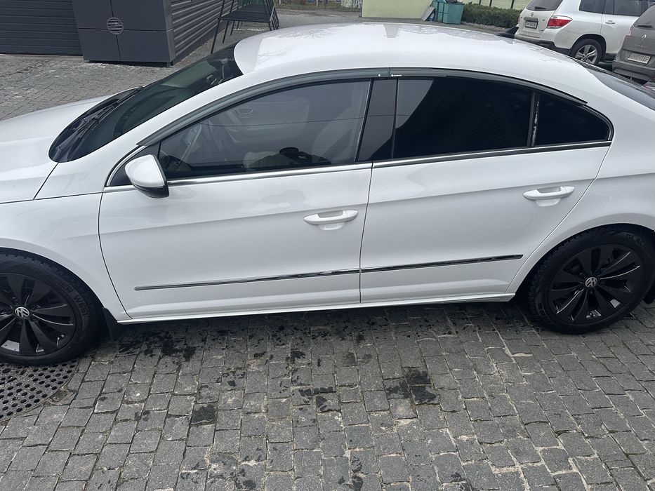 Volkswagen cc / pasat cc 2011