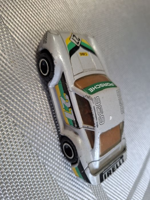 Matchbox porsche 959 turbo specials skala 1:36