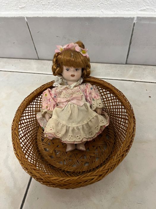 Bonecas de porcelana