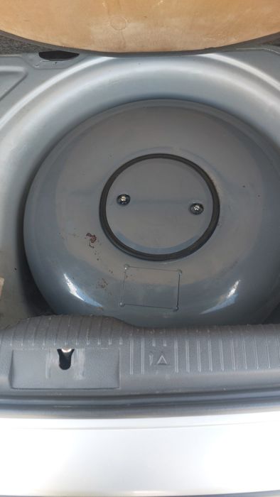 Volkswagen Polo АВТОМАТ ГАЗ 4...