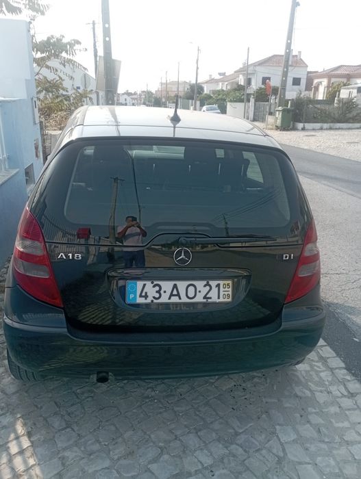 Vendo Veículo Mercedes A180 — photo 4
