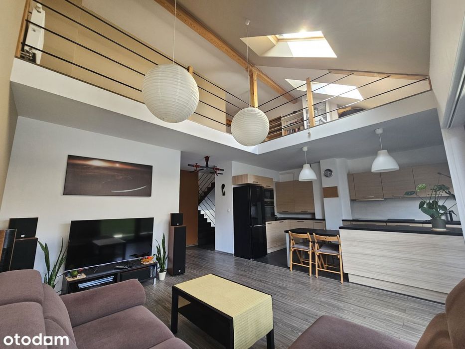 Kiełczów / 90m² / 3 pokoje/ antresola/ garaż + m.postojowe