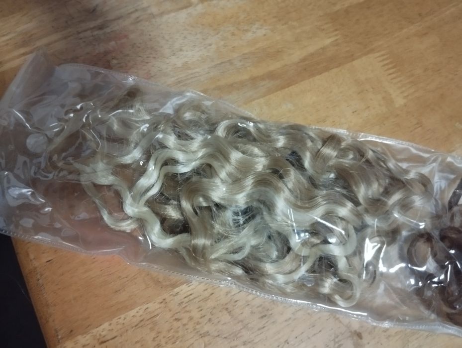 Cabelo postiço muito macio