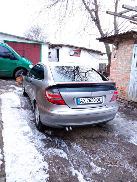Мерседес CL203 2.2 дизель