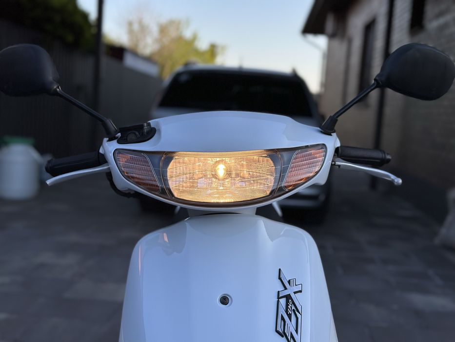 Скутер Honda Dio 35 ZX в гарному стані