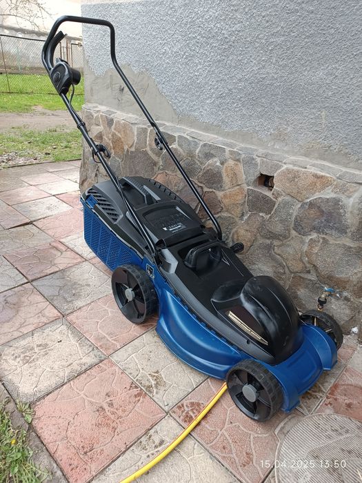 Газонокосарка на запчастини