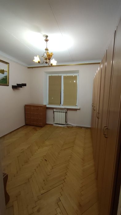 Продам2к квартиру ,що знаходиться вул Чумацький Шлях буд.18