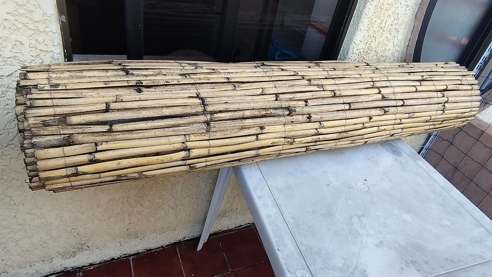 Vendo vedação em bambu, 1.50 por 5.00 de largura
