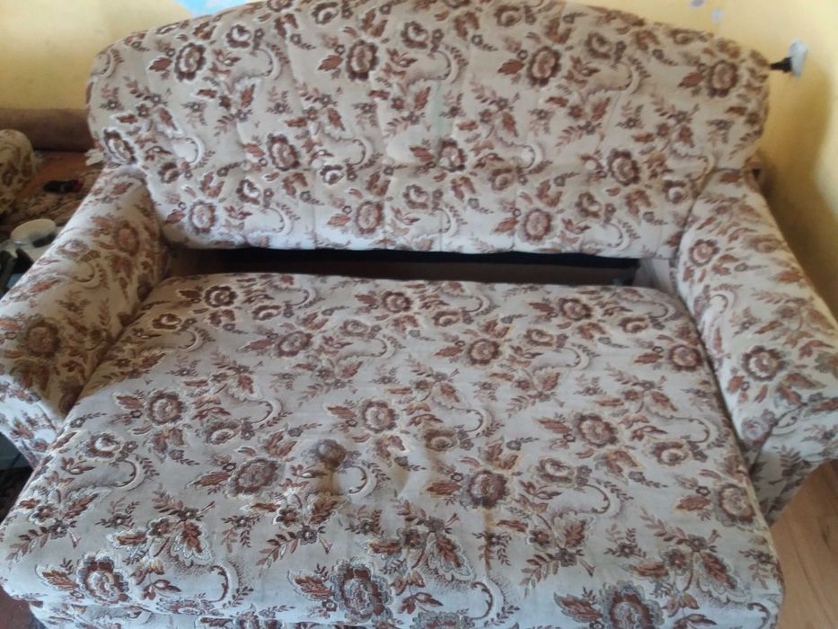 Pranie tapicerki meblowej biurowej