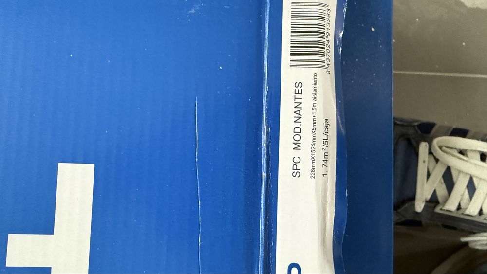 Pavimento vinicilo profissional - 14 caixas - Novo