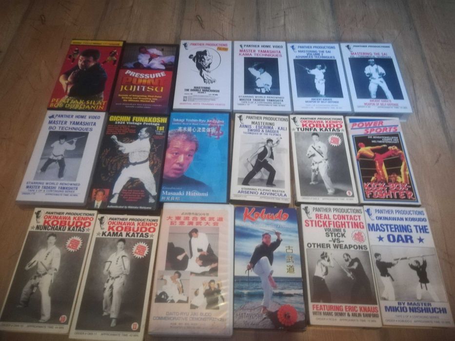 Kasety VHS  szkoleniowe karate sztuki walki