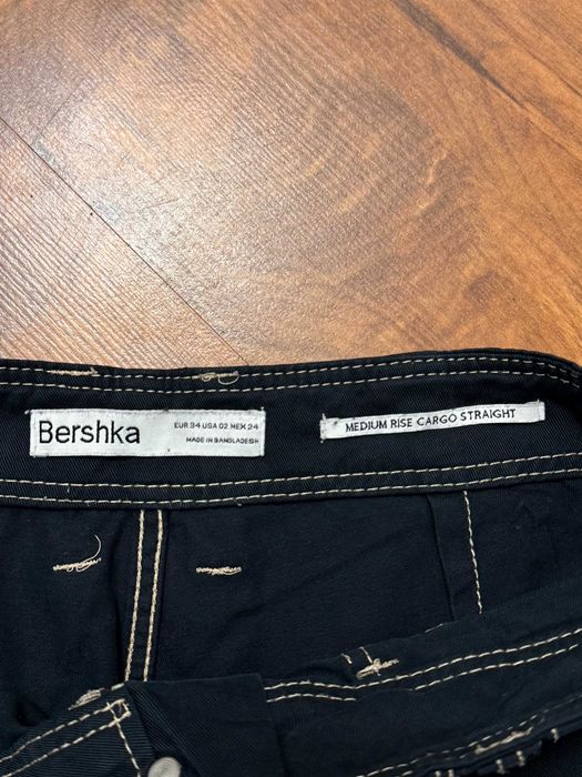 Proste spodnie szerokie cargo bojówki bawełniane cargo Bershka 34 XS
