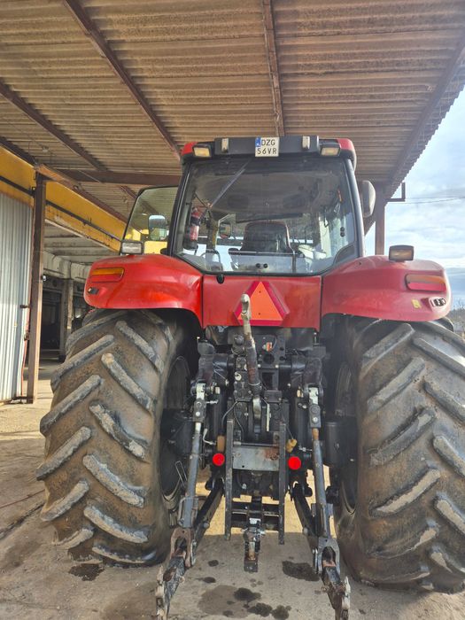 ciągnik rolniczy sprawny gotowy do pracy