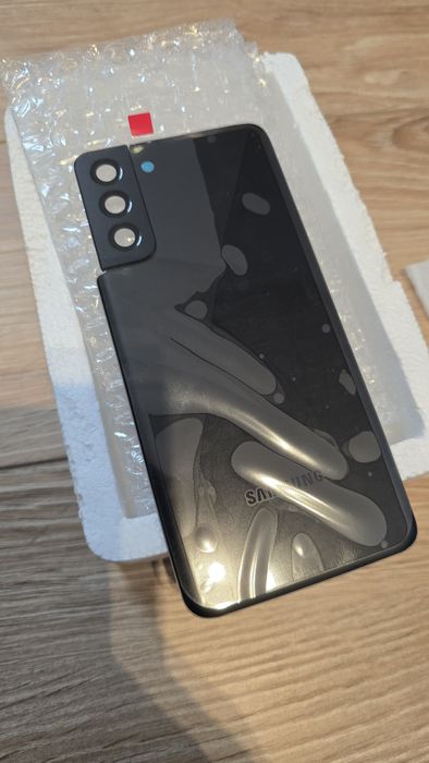 Samsung S21 plus, tył, plecy