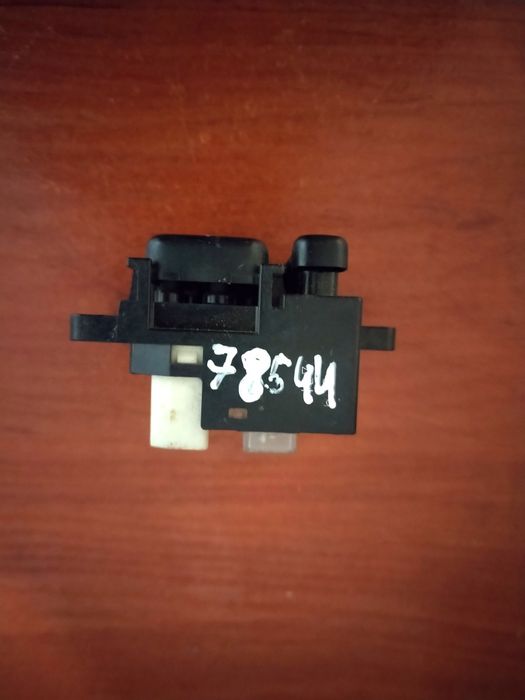 блок керування та складання дзеркал  Mazda 6 gg