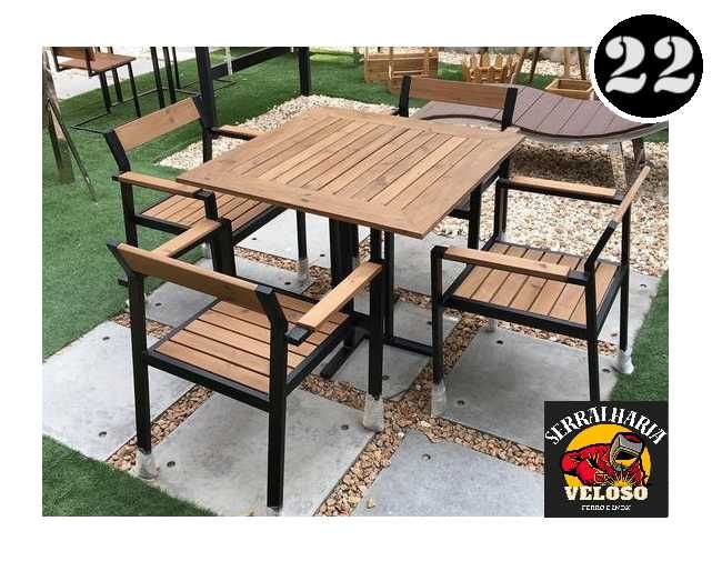 Mesas e cadeiras (NOVAS)