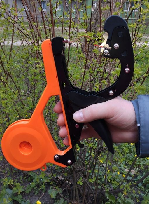 Профессиональный степлер для подвязки винограда