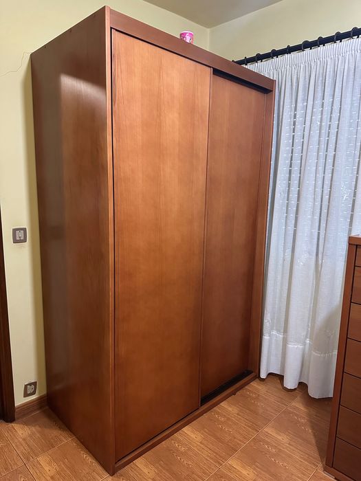 Quarto completo com cama dupla