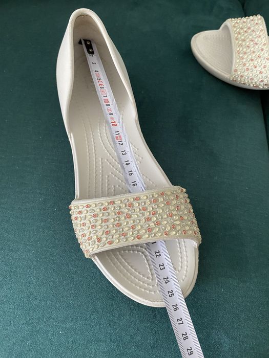 Sandałki Crocs Lina Embellished Dorsay r. 38/39 W8